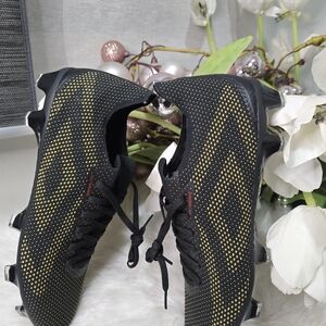 Umbro Mens Velocita Matrix Pro Fg mens shoes Size11Color: Black/Gold/Red New